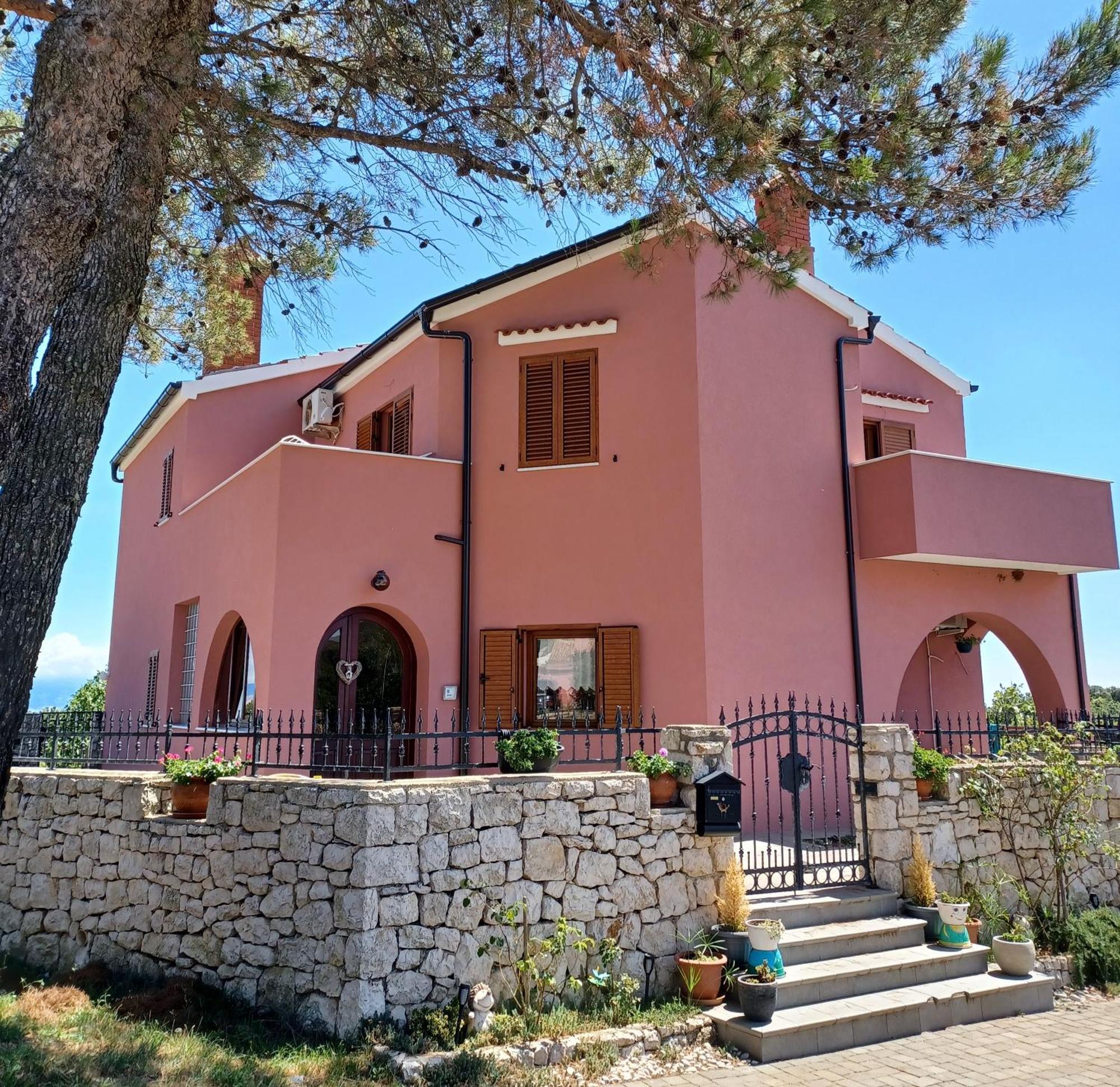 Bed and Breakfast Sobe Bukaleta Loznati Экстерьер фото